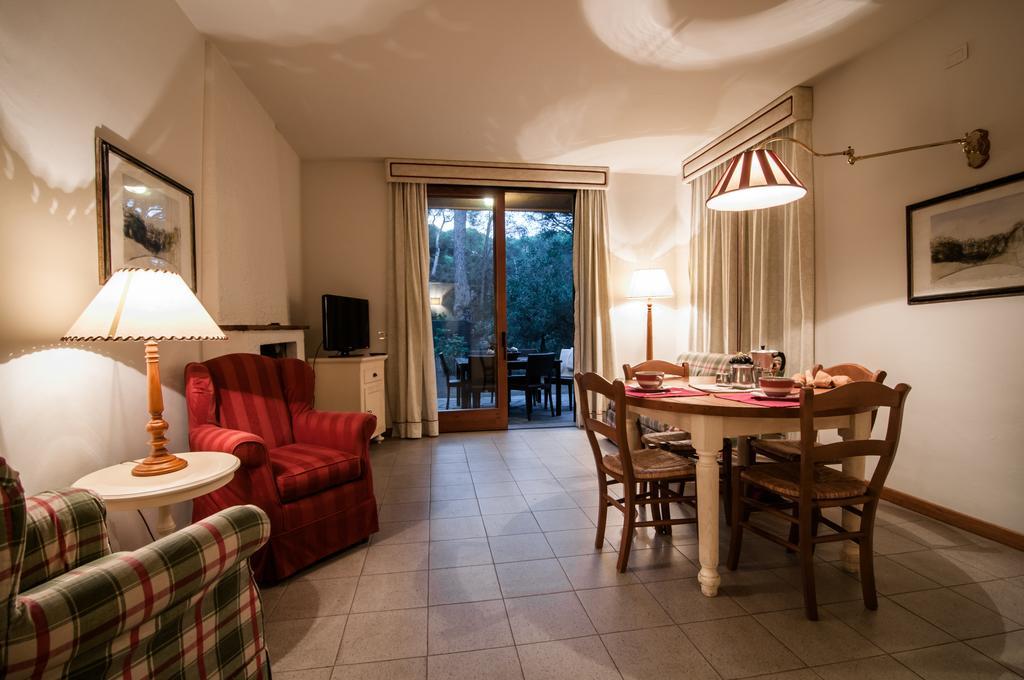 Roccamare Resort - Ville E Appartamenti Castiglione della Pescaia Room photo